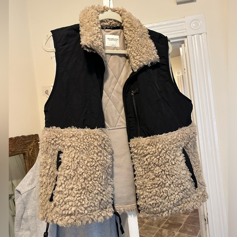 Abercrombie Vest